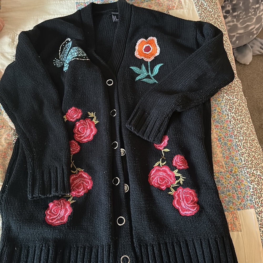 Forever 21 embroidered long sweater